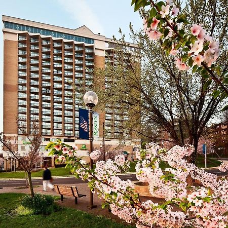 Holiday Inn Rosslyn At Key Bridge Arlington Exterior photo