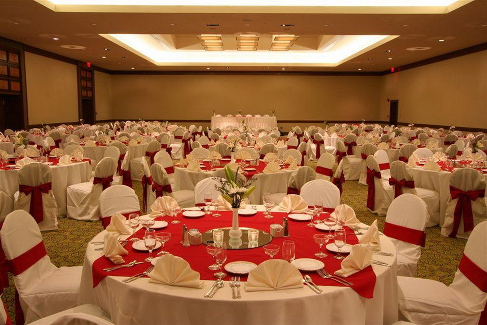 Holiday Inn Rosslyn At Key Bridge Arlington Restaurant photo