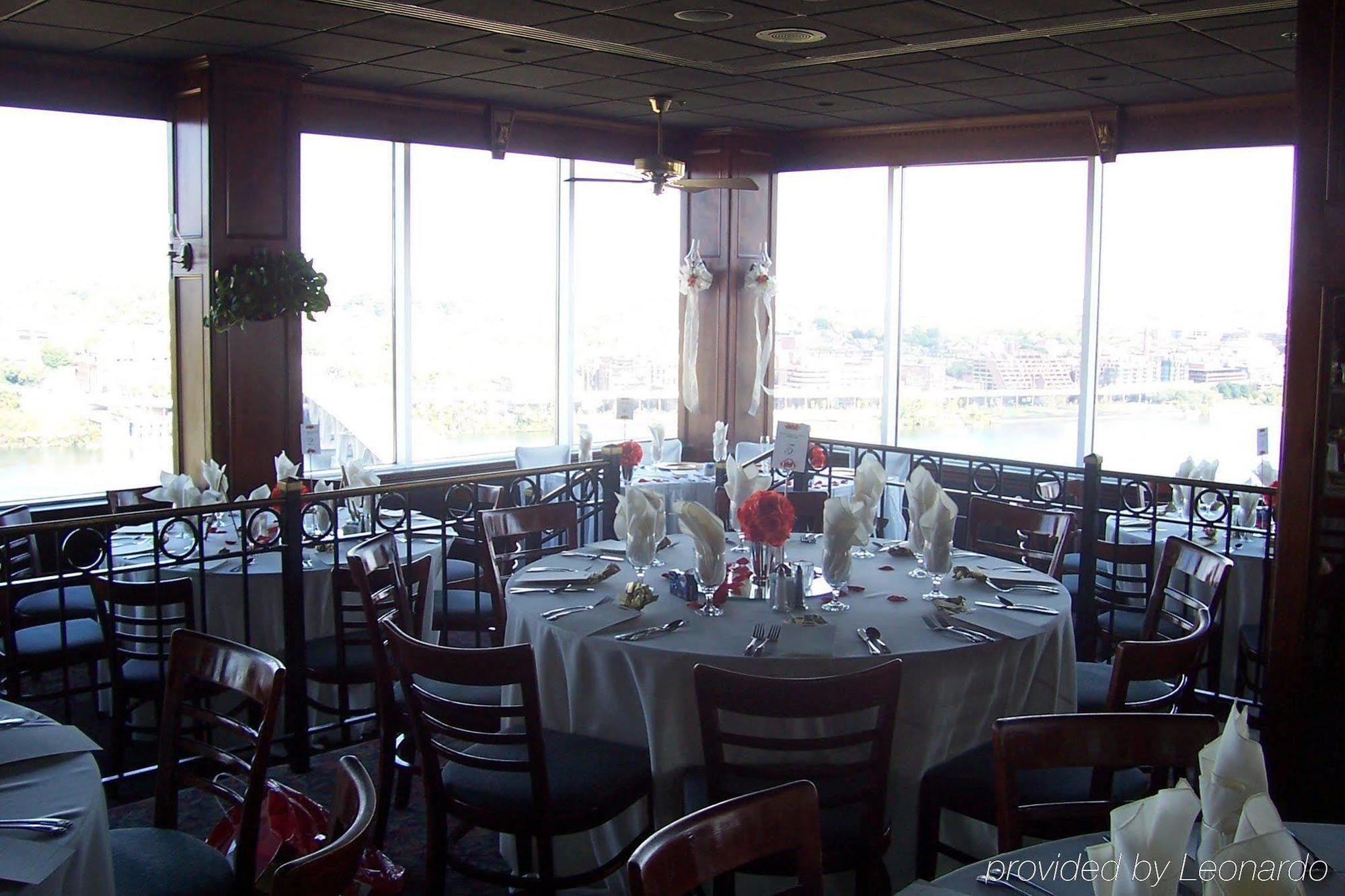 Holiday Inn Rosslyn At Key Bridge Arlington Exterior photo